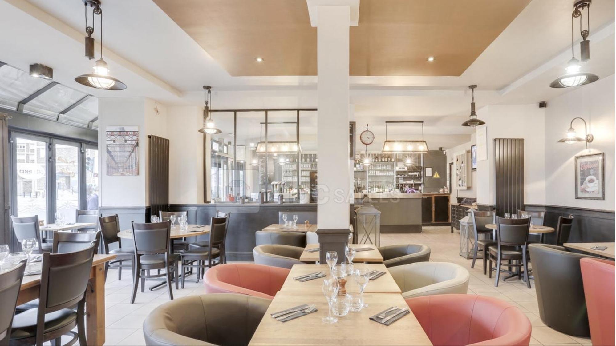 Trianon Saint Ouen Hotel Bagian luar foto