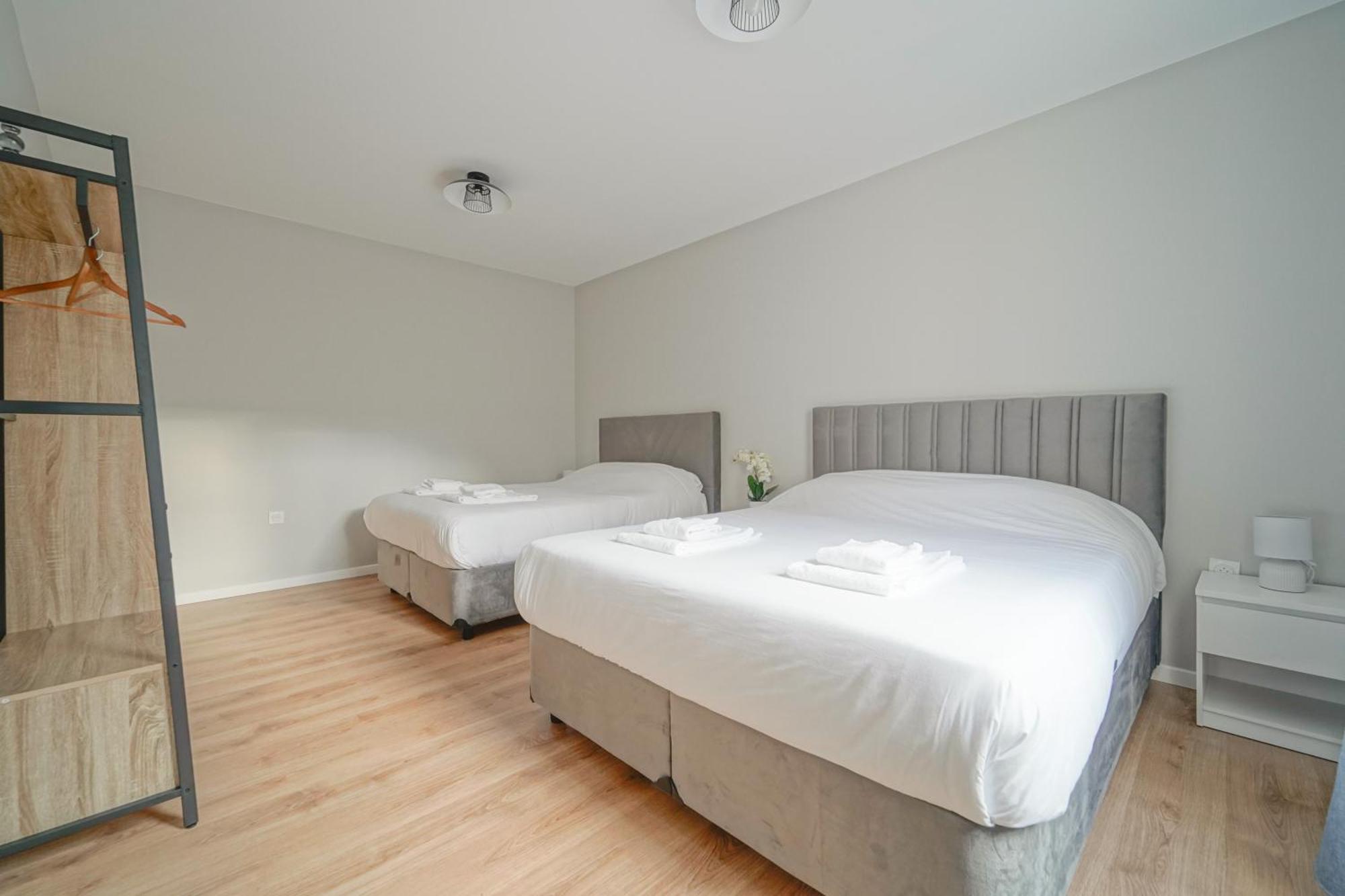 Trianon Saint Ouen Hotel Bagian luar foto